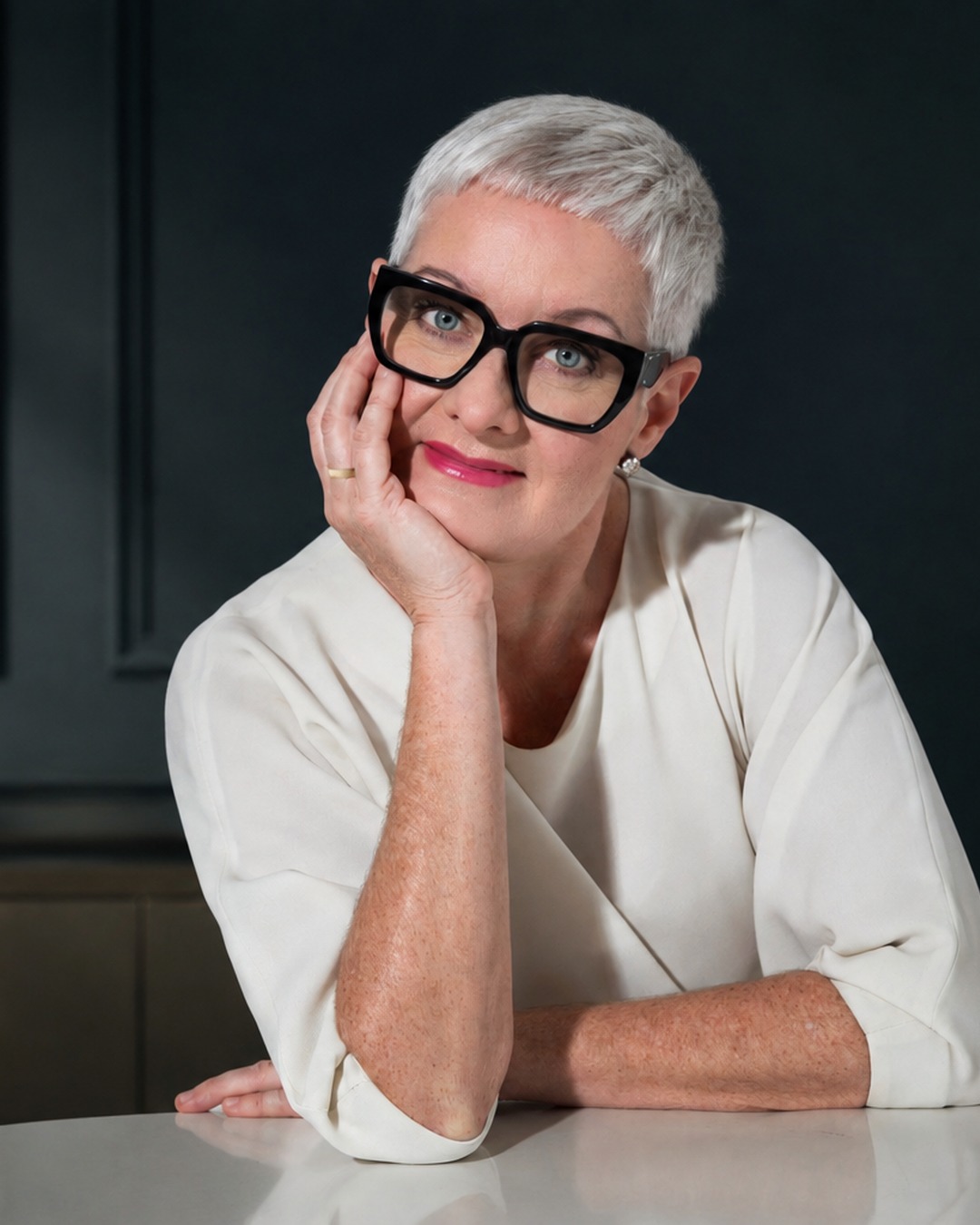 Portrait von Barbara Jascht, Psychologin und Vortragende zur Reinkarnationstherapie